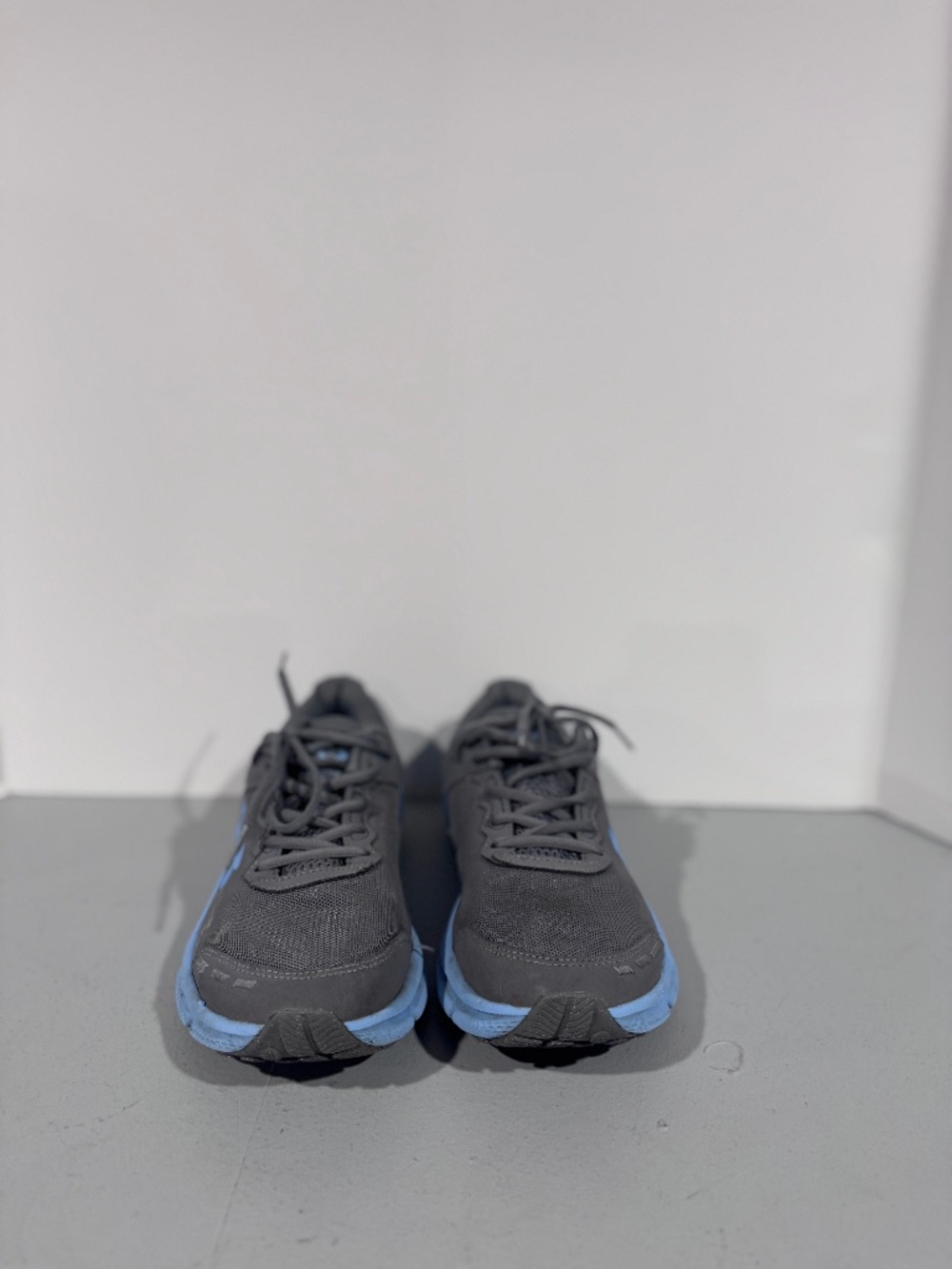 Under Armour Charge Assert